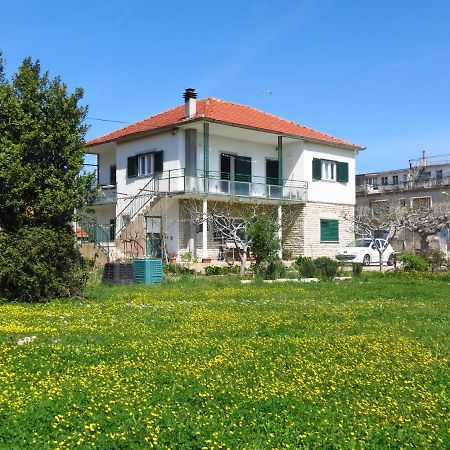 Apartments Grubisin Tribunj  Bagian luar foto