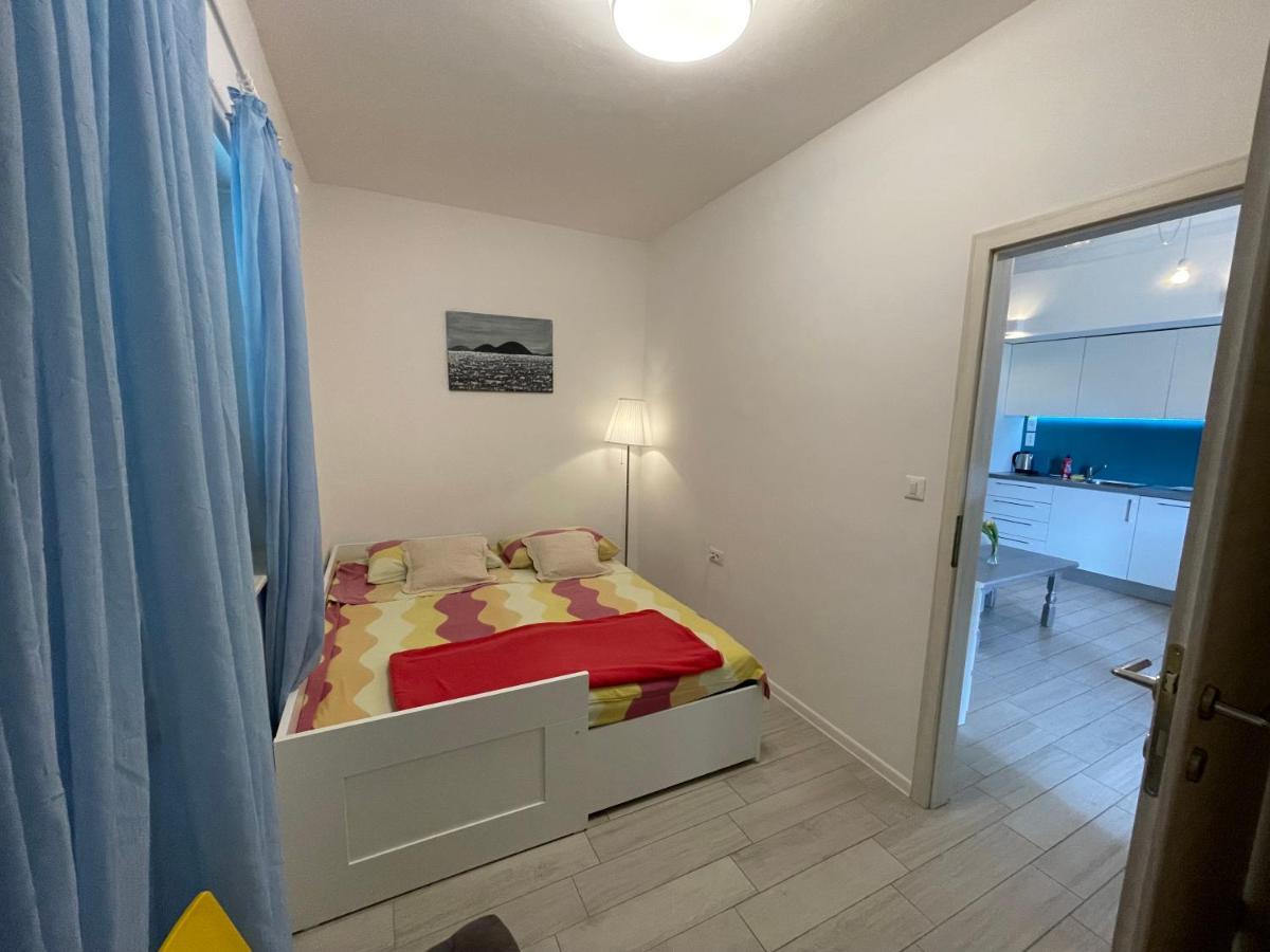 Apartments Grubisin Tribunj  Bagian luar foto